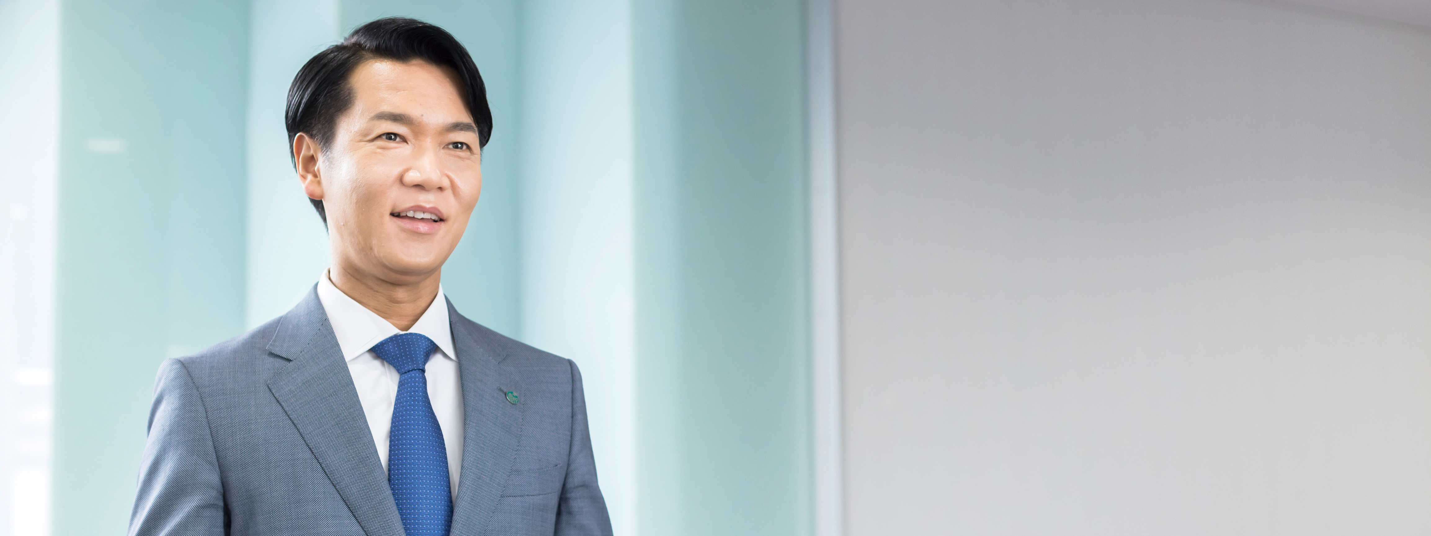 代表取締役社長　杉浦 克典